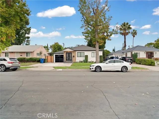 17961 Martha Street, Encino, CA 91316 - #2