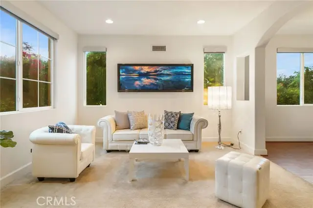 18141 Topham Street, Reseda, CA 91335 - Image #2