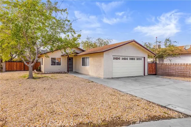 45001 Logue Court, Lancaster, CA 93535 - Image #2