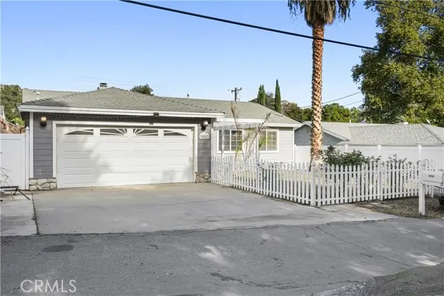 30257 Trellis Rd, Santa Clarita, CA 91384 - Image #2