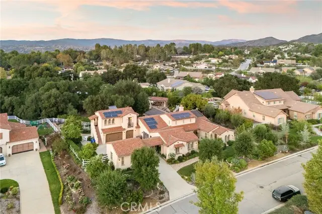 15929 Mandalay Road, Canyon Country, CA 91387 - Image #3