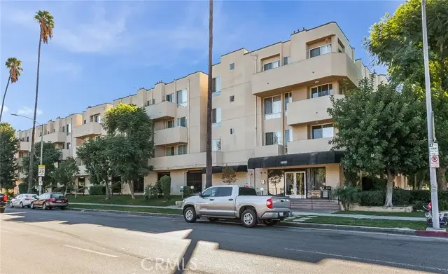19350 Sherman Way #124, Reseda, CA 91335 - Image #2