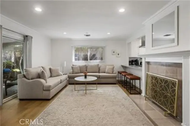 22335 Kittridge Street, Canoga Park, CA 91303 - Image #3