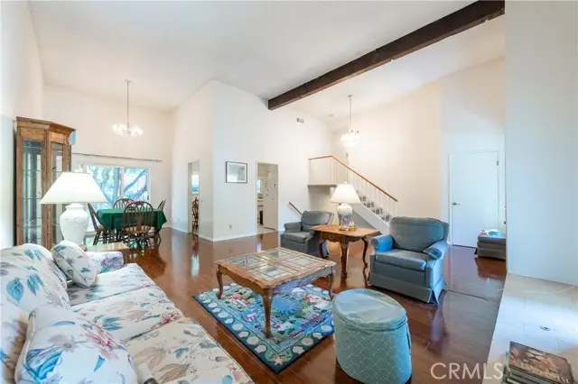 17005 Escalon Drive, Encino, CA 91436 - Image #3