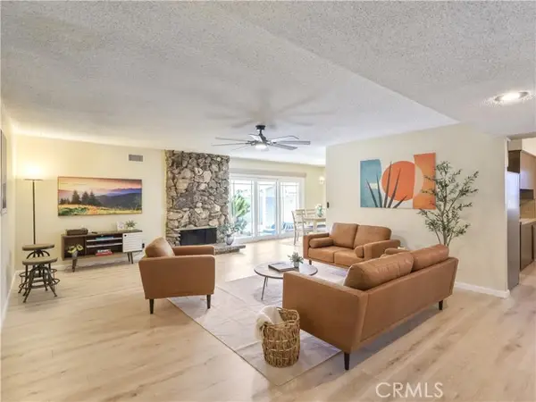 15354 Runnymede Street, Van Nuys (los Angeles), CA 91406