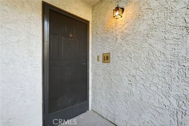 15511 Sherman Way #19, Van Nuys, CA 91406 - Image #3