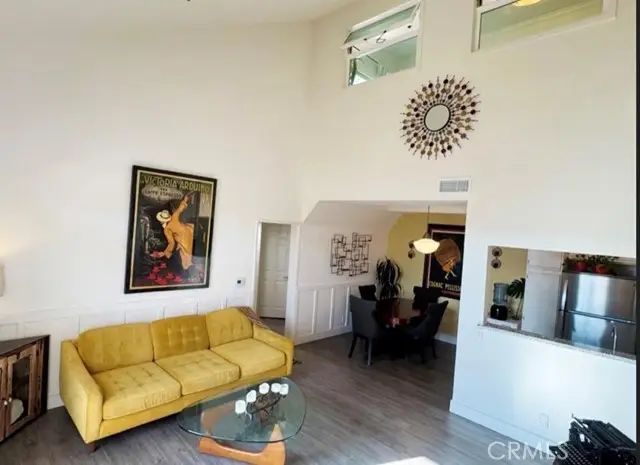 13801 Oxnard Street #206, Van Nuys, CA 91401 - Image #1