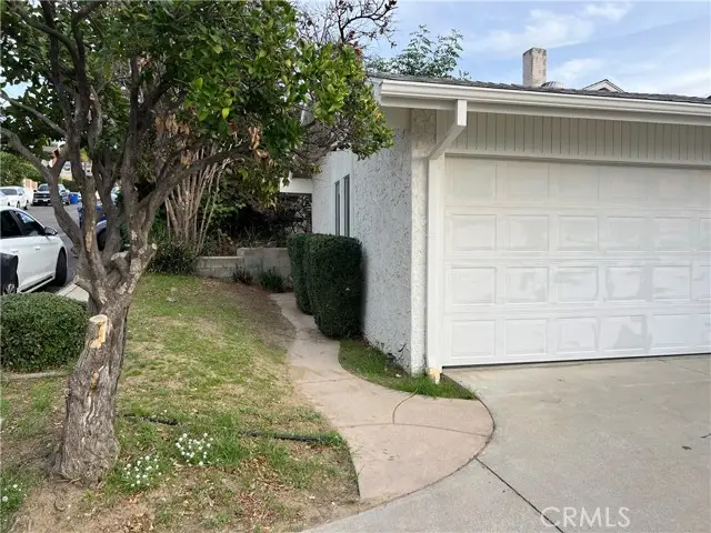 13450 Lochrin Lane, Sylmar, CA 91342 - Image #2