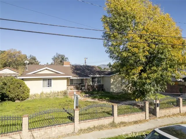 14305 Osborne Street, Panorama City, CA 91402 - Image #1