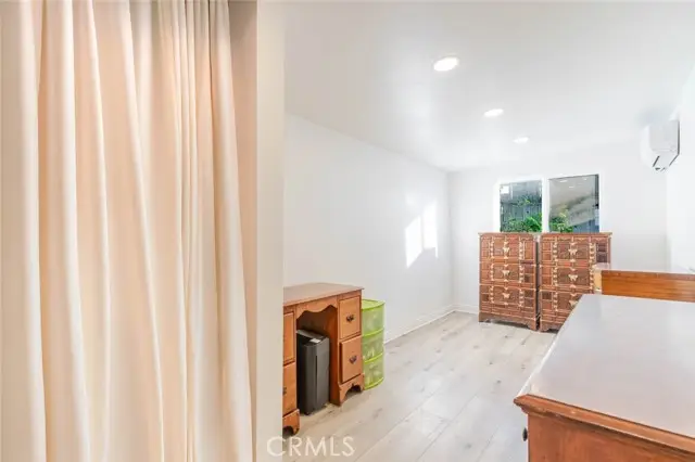 10434 Irma Avenue, Tujunga, CA 91042 - Image #1