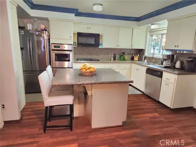 19755 Steinway Street, Santa Clarita, CA 91351 - Image #2