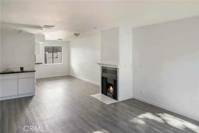 9144 Burnet #31, San Fernando Valley, CA 91343 - Image #2