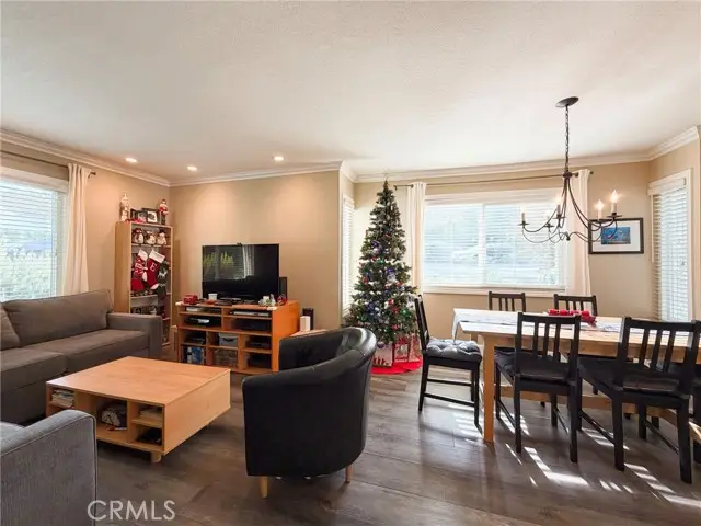 201 Green Heath, Thousand Oaks, CA 91361 - Image #3