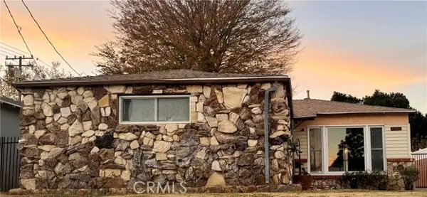 23065 16th, Newhall (santa Clarita), CA 91321