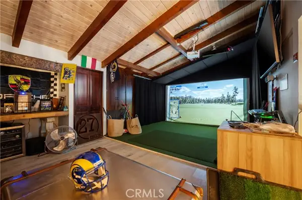 5526 Fulton Avenue, Sherman Oaks, CA 91401