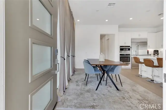 26712 Afton Lane, Stevenson Ranch, CA 91381 - Image #3