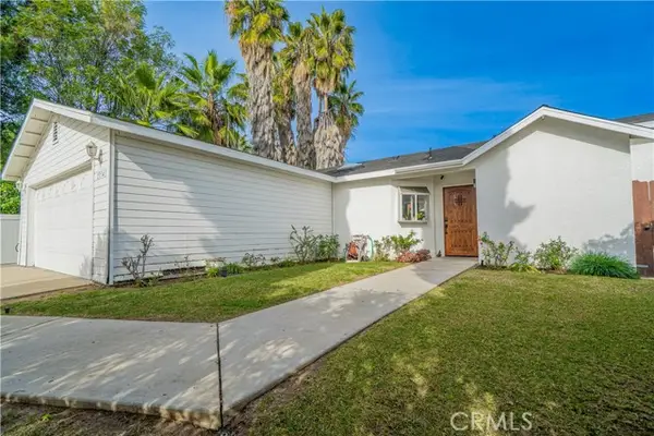 15543 Dearborn, North Hills (los Angeles), CA 91343