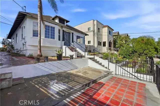 537 N Cummings Street, Los Angeles, CA 90033 - #2