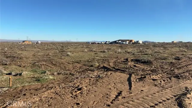 172 W Avenue U, Palmdale, CA 93551 - #3