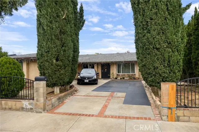 28116 Oaklar, Santa Clarita, CA 91350 - Image #1
