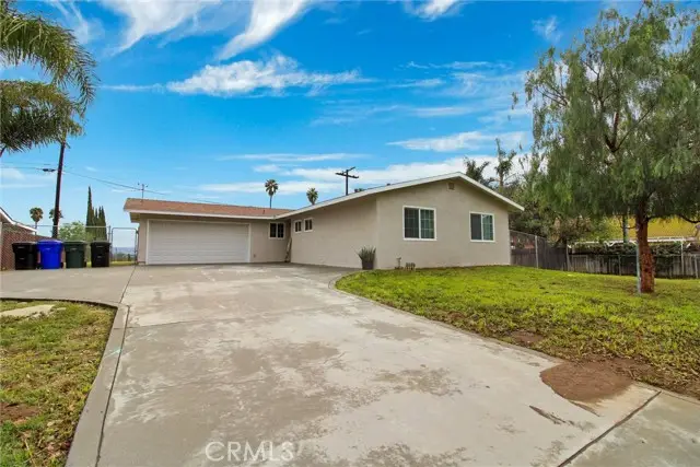 4210 Estrada, Jurupa Valley, CA 92509 - Image #3