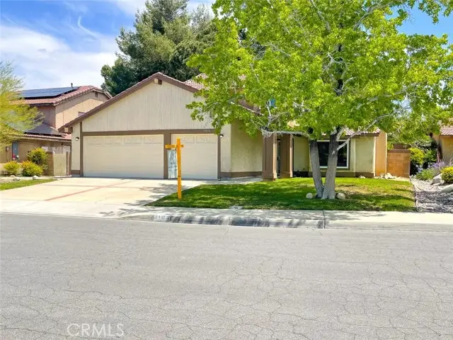 43856 Windsor Place, Lancaster, CA 93536 - Image #1