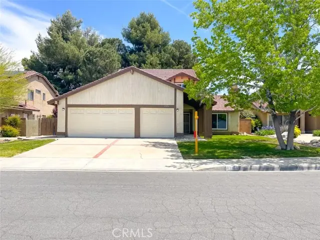 43856 Windsor Place, Lancaster, CA 93536 - Image #2