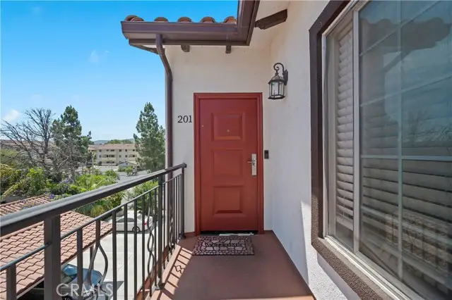 1755 Heywood St #201, Simi Valley, CA 93065 - #2