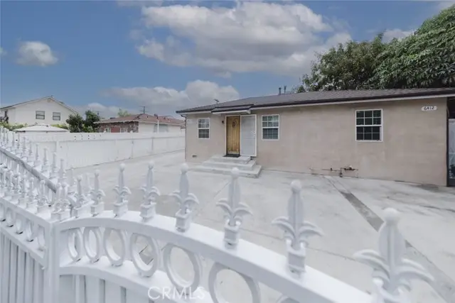 6410 Goodland Avenue, North Hollywood, CA 91606 - Image #1