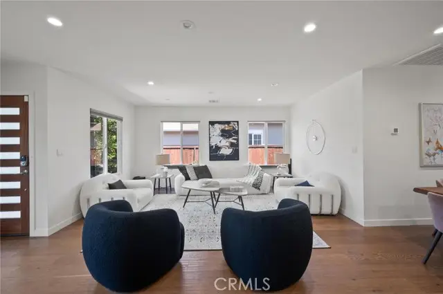 17642 Calvert Street, Encino, CA 91316 - #3