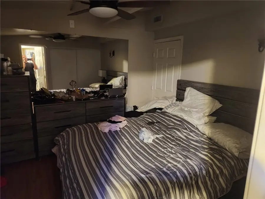 6850 Tampa, Reseda, CA 91335 - #3