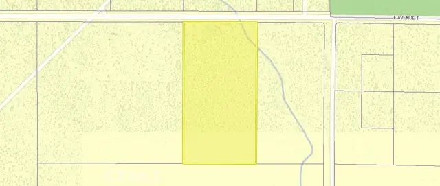 19 Avenue T, Sun Village, CA 93543 - #3