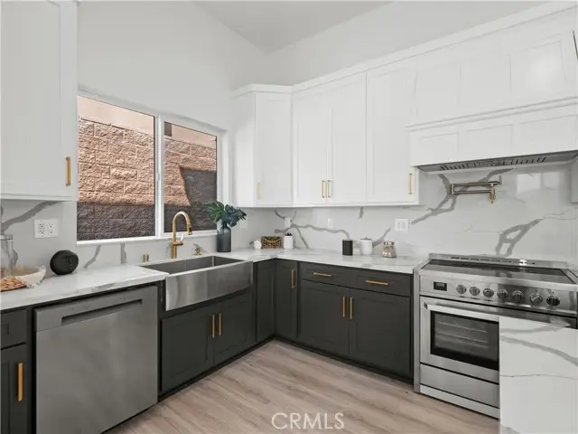 12515 Haleh Lane, San Fernando Valley, CA 91342 - #1