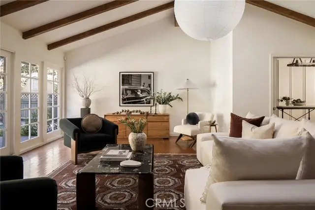 10225 Valley Spring Ln, North Hollywood, CA 91602 - Image #1