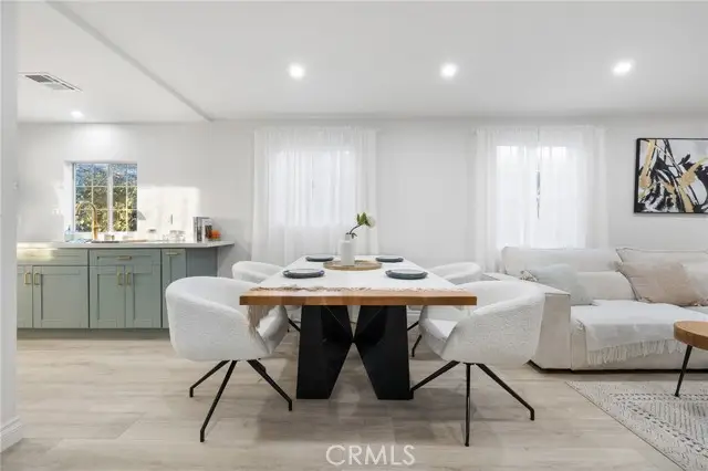 10607 Whitegate Avenue, Sunland, CA 91040 - #3