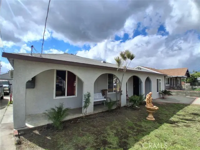 10427 Kewen, Pacoima, CA 91331 - #2