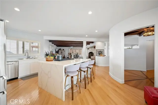 5212 Reynier Avenue, Los Angeles, CA 90056 - Image #1