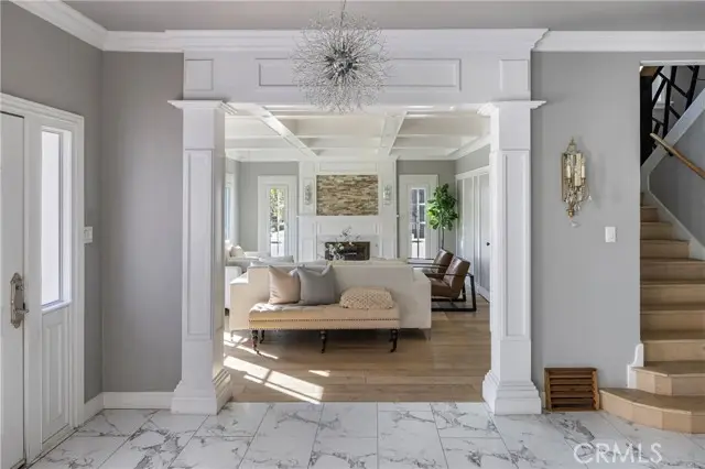 821 Lorraine, Los Angeles, CA 90005 - Image #3