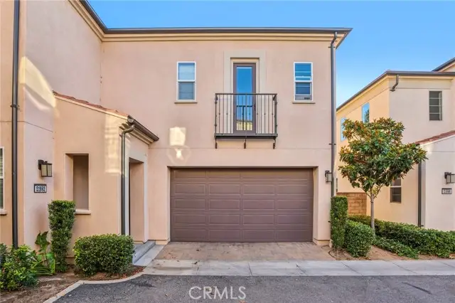 21982 Moveo Drive, Santa Clarita, CA 91350 - Image #2