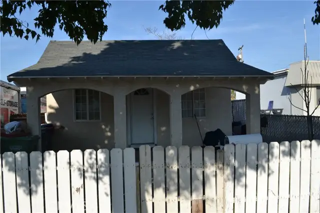 412 Kern Street, Taft, CA 93268 - Image #2