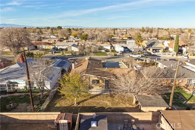 1252 E Avenue R6, Palmdale, CA 93550 - Image #2