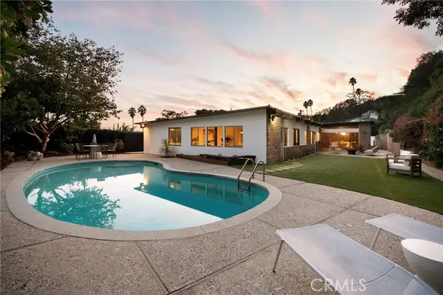 1816 N Stanley Avenue, Los Angeles, CA 90046 - Image #1