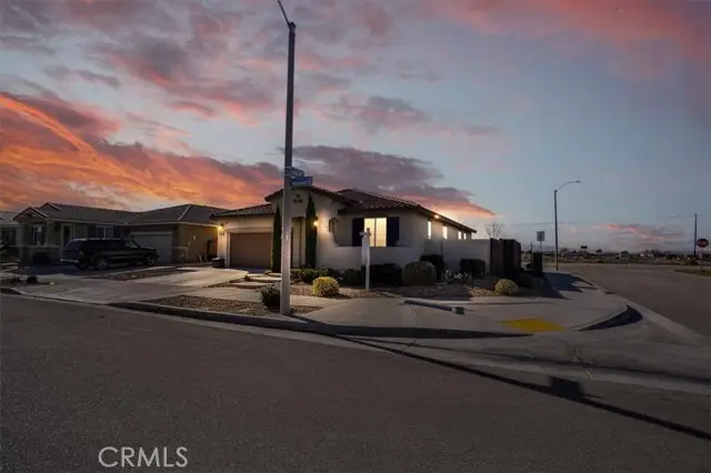 45061 Moccasin, Lancaster, CA 93536 - Image #2