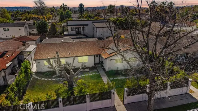 20200 Lassen, Chatsworth, CA 91311 - #1