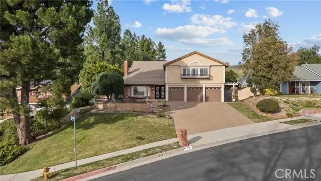 11101 Eton Avenue, Chatsworth, CA 91311 - Image #2
