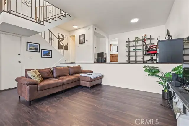 13243 Vanowen #2, North Hollywood, CA 91605 - Image #2