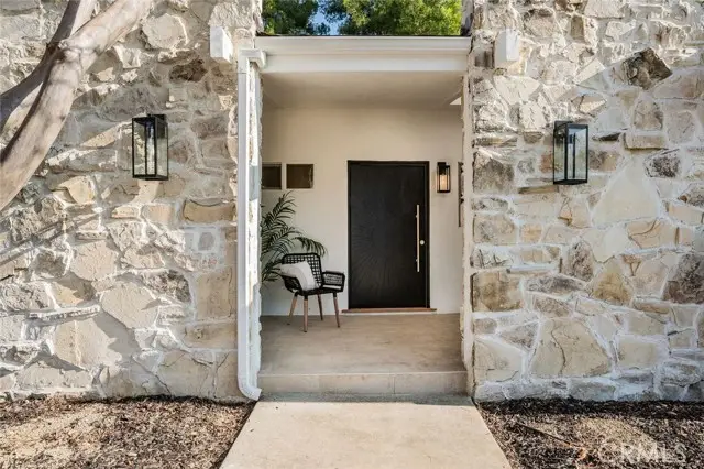 5720 Wilhelmina, Woodland Hills, CA 91367 - #3