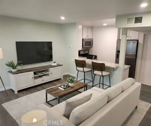 7150 Carlson Circle #65, Canoga Park (los Angeles), CA 91303