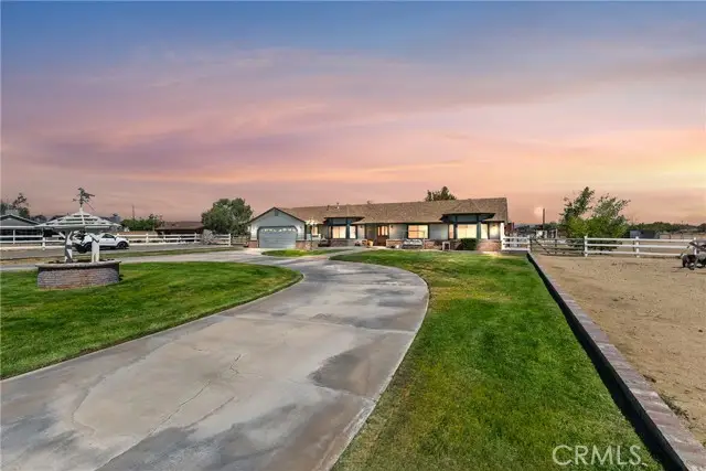 8727 W Avenue E12, Lancaster, CA 93536 - #3