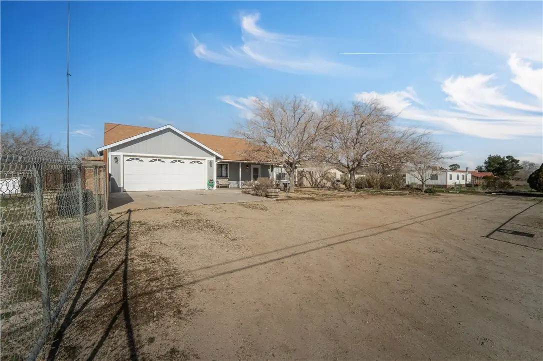 3721 Stetson Avenue, Rosamond, CA 93560 - Image #1